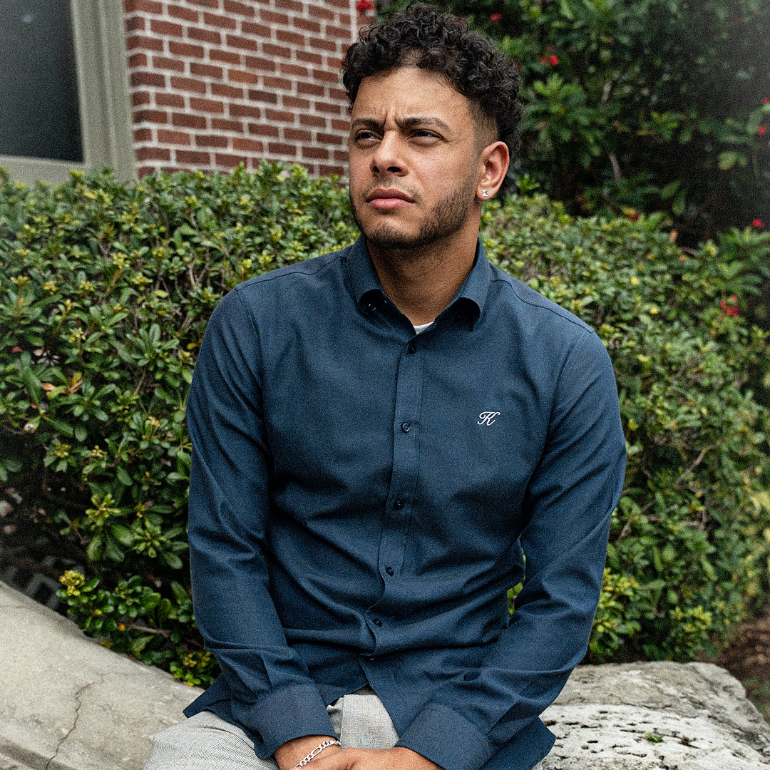 The Masterful Slim Button Down